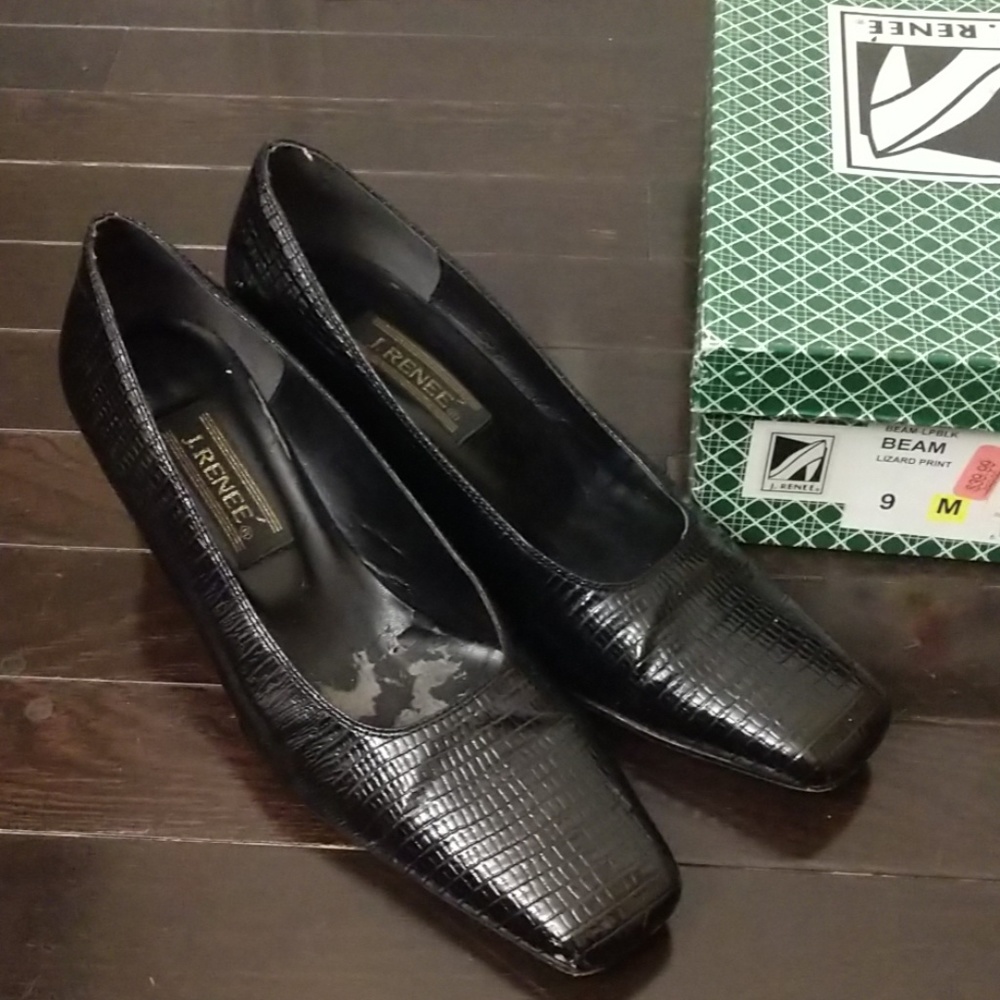 J Renee Ladies Black Lizard Print Heels Size 9